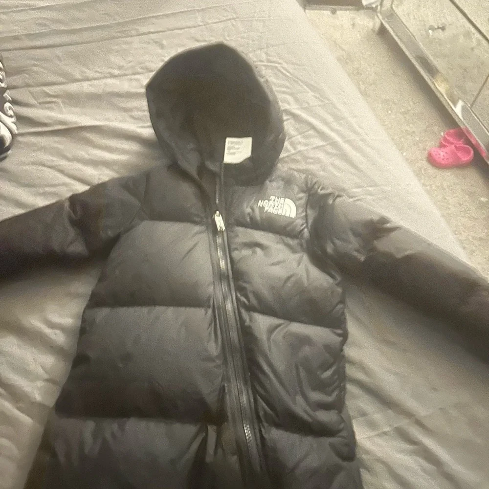The North Face Kids Jacket - Black - Picture 4 of 11